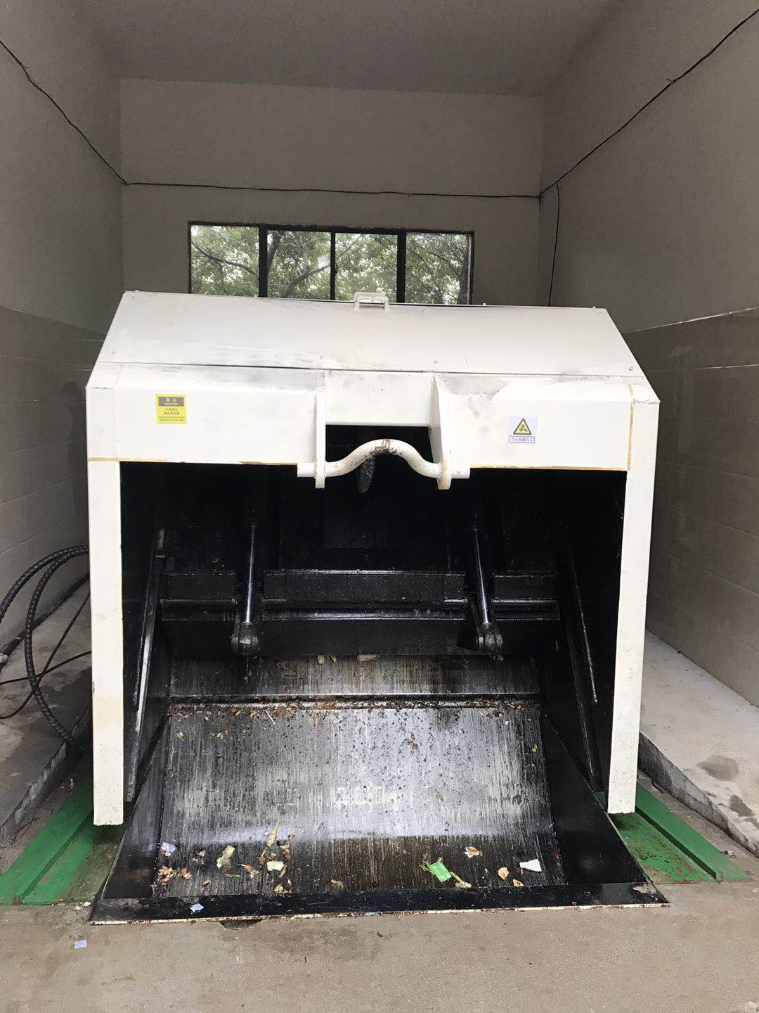長沙湘一機(jī)械有限公司,長沙環(huán)衛(wèi)設(shè)備制造,長沙環(huán)衛(wèi)設(shè)備銷售,保潔項(xiàng)目 長沙湘一機(jī)械有限公司,長沙環(huán)衛(wèi)設(shè)備制造,長沙環(huán)衛(wèi)設(shè)備銷售,保潔項(xiàng)目